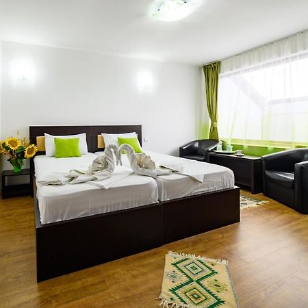 Green Delta Hotell Murighiol Eksteriør bilde