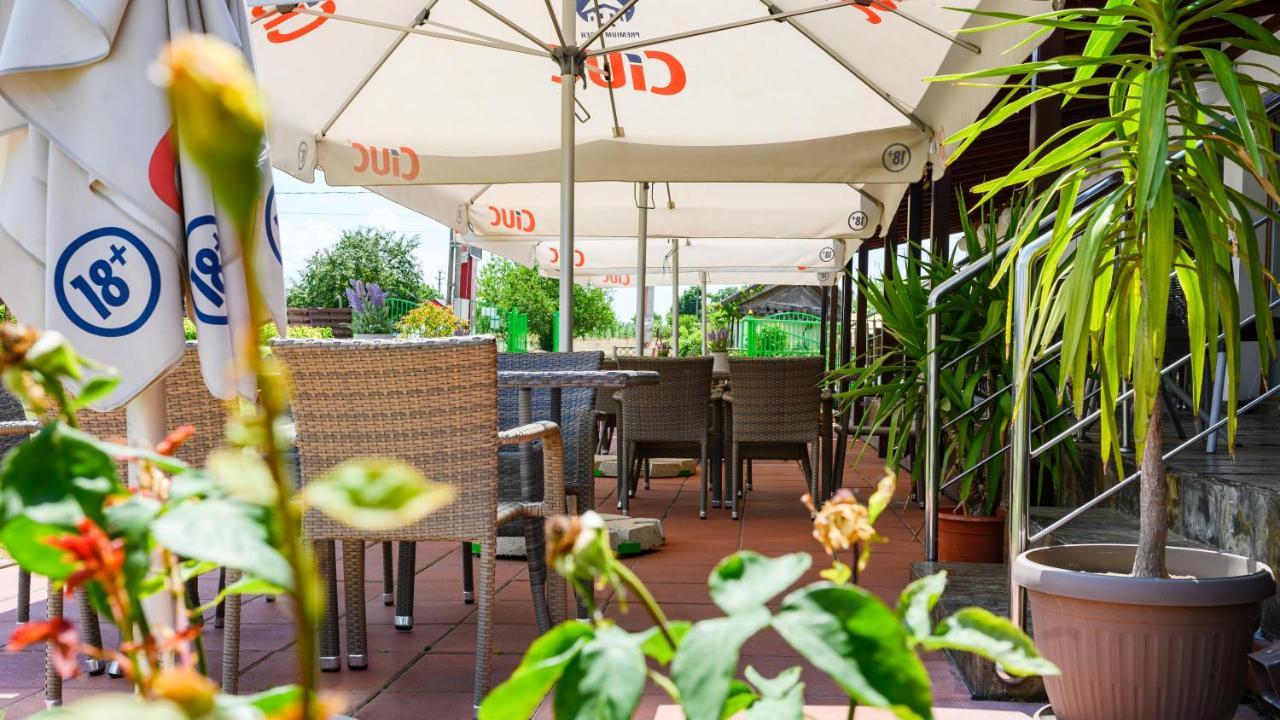 Green Delta Hotell Murighiol Eksteriør bilde